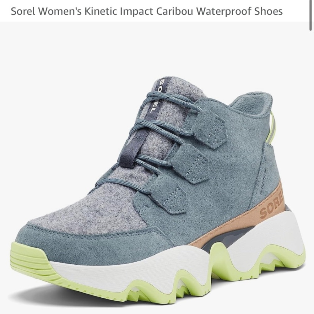 Sorel Green and Gray Winter Boots with Chunky Sole
